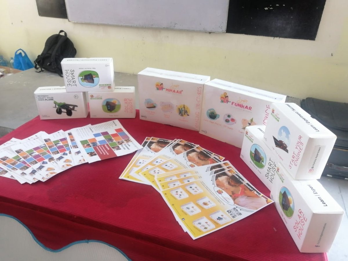 plf_pk's tweet image. #TeachersLearningFestival
Teacher Training  on Stem By Oxbridge 
#PLFGilgit

Dates: 1-3 June, 2021
Timing: 9am-4:30pm
Venue: Fatima Jinnah Govt Degree College for Women, Gilgit

For details: childrensliteraturefestival.com/plfgilgit/

#PakistanLearningFestival #CLF #CLFPakistan