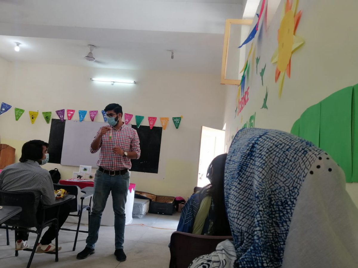 plf_pk's tweet image. #TeachersLearningFestival
Teacher Training  on Stem By Oxbridge 
#PLFGilgit

Dates: 1-3 June, 2021
Timing: 9am-4:30pm
Venue: Fatima Jinnah Govt Degree College for Women, Gilgit

For details: childrensliteraturefestival.com/plfgilgit/

#PakistanLearningFestival #CLF #CLFPakistan