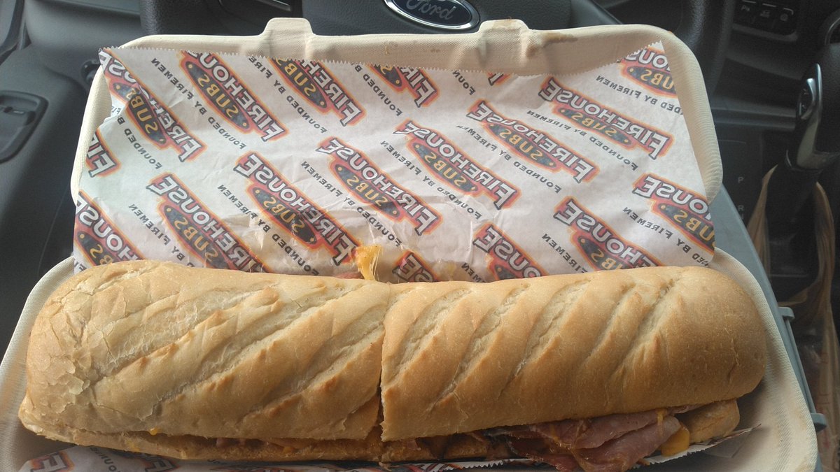 Cornbread243's tweet image. What makes a Wednesday better? A smokehouse beef &amp;amp; cheddar brisket @FirehouseSubs !