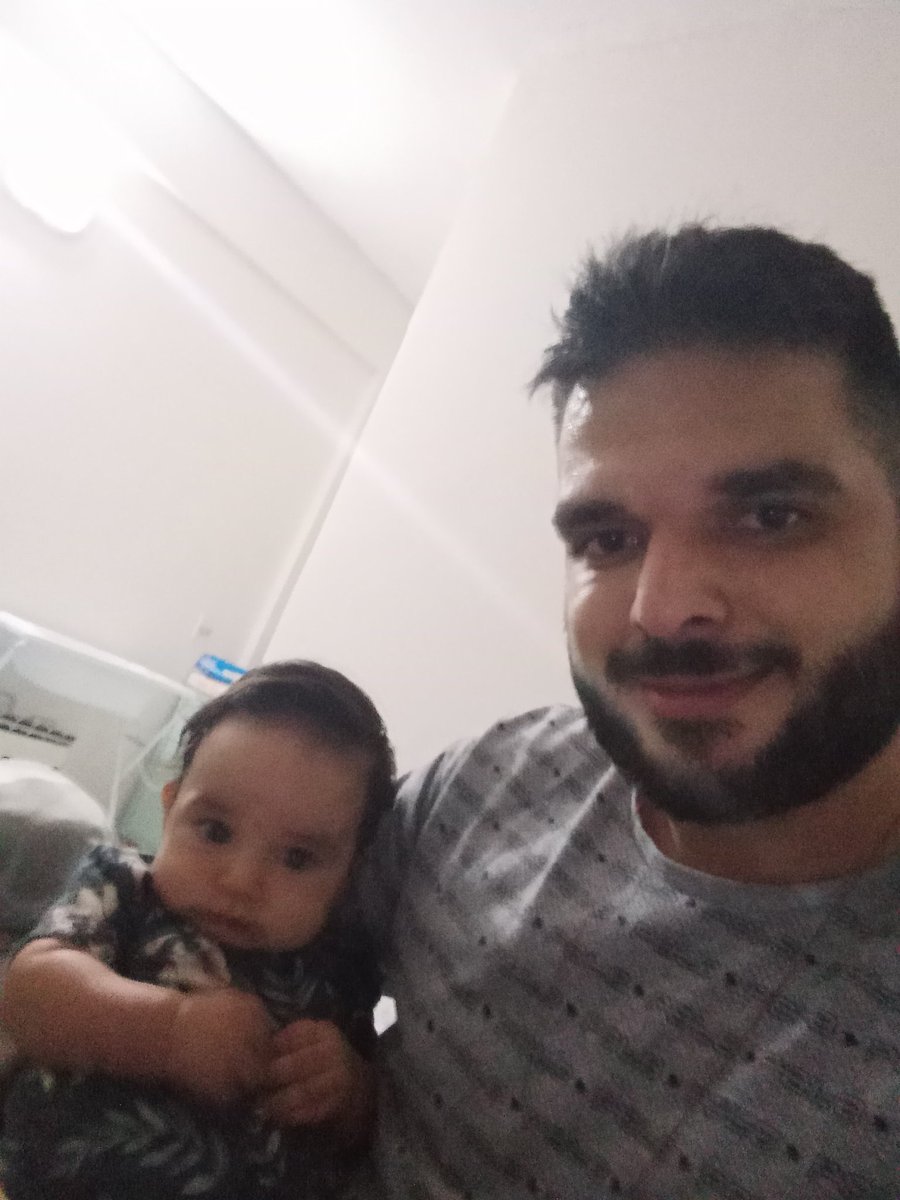 JhonySantosAlc1's tweet photo. Meu pequeno voltou, papai estava com tanta saudades!!!
#matandoSaudade #BoaNoite https://t.co/OH6xwGZnoA
