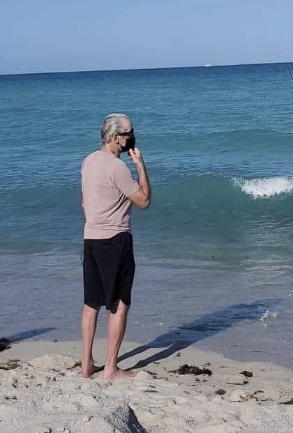 HeatvsHaters's tweet photo. Pat Riley waiting for frustrated stars to arrive in Cancún https://t.co/lR46f8Spcj