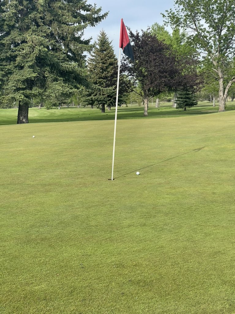 Coming up this Saturday is our first tourney of the year! 2 man scramble starting at 11am. The course is looking beautiful. Awesome supper for the tourney after will be at The Double Down Bar