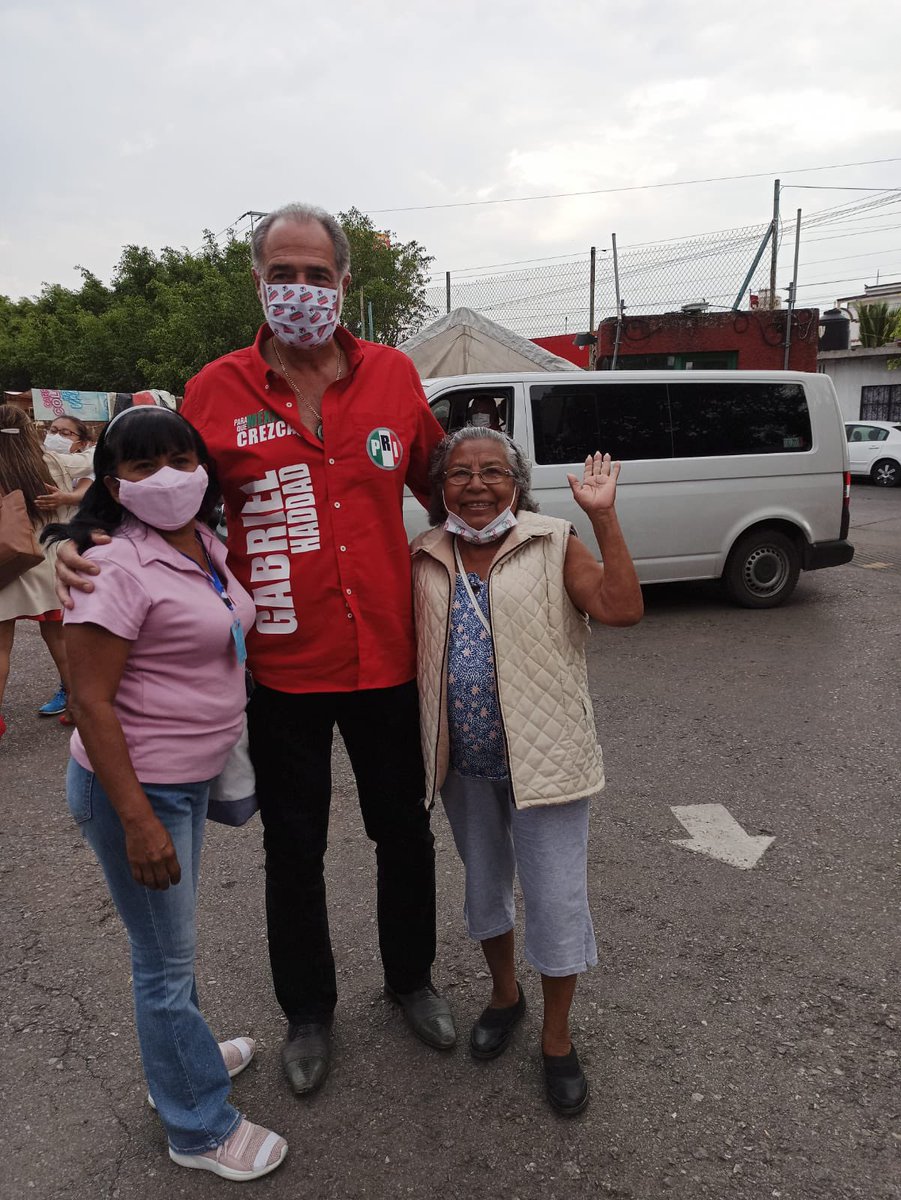 GabrielHaddadG's tweet photo. Unión. Ese acto de olvidar las diferencias y enfocarnos en lo que realmente nos acerca como personas y ciudadanos.

Unión es lo que vivimos hoy y estos 60 días. 
Unión es lo que necesitamos este seis de junio en las urnas. https://t.co/vZM9pcJMQ2