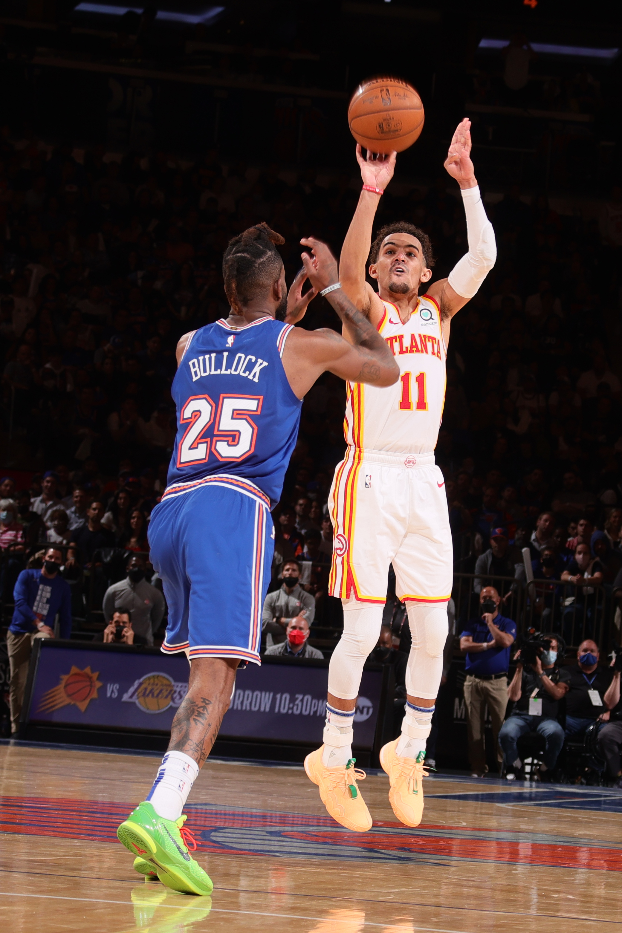 ESPN Stats & Info on X: Trae Young joins Michael Jordan as the only  visiting players with 3 straight 30-point games at Madison Square Garden in  the playoffs.  / X