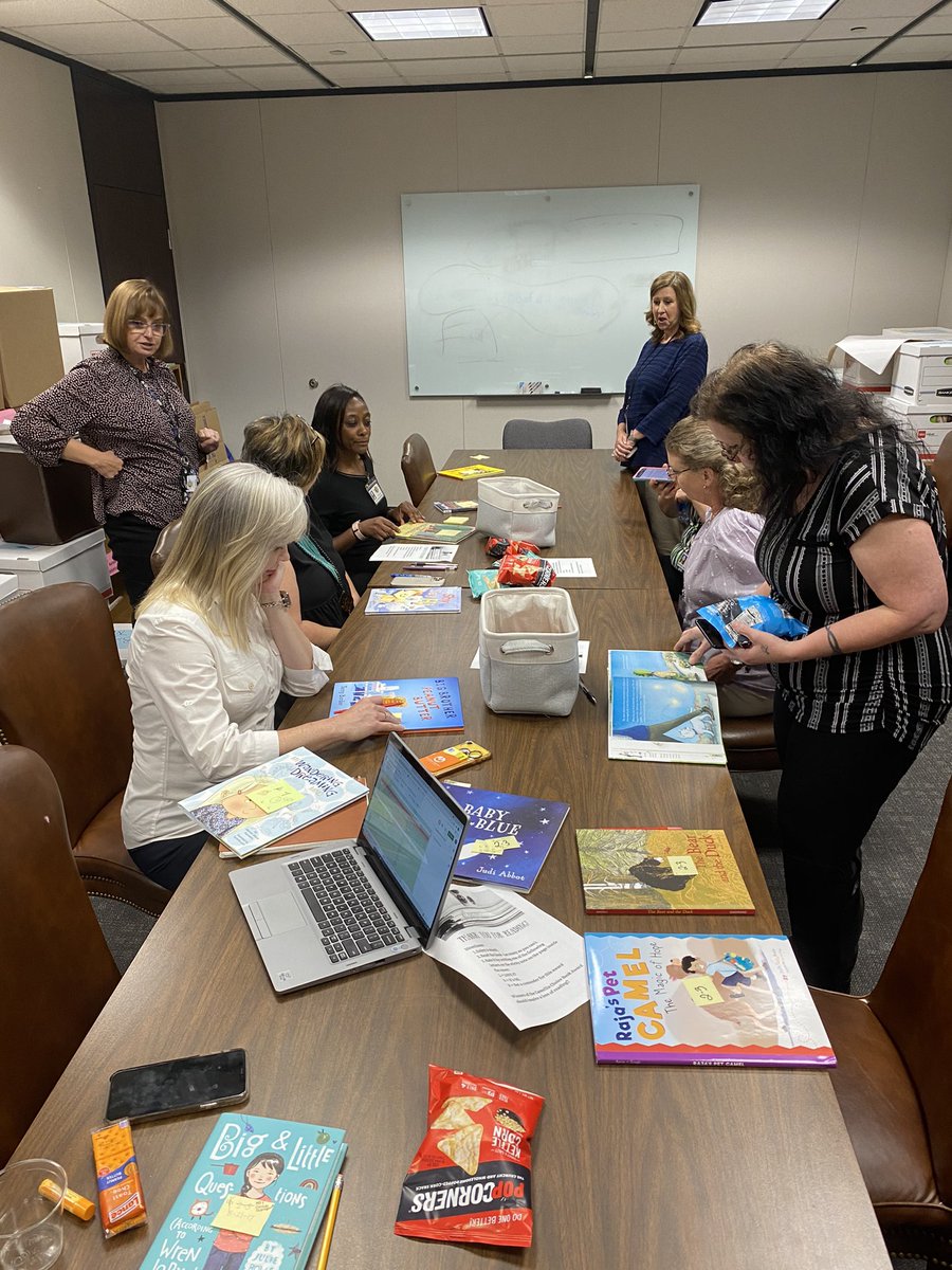 Camellia Children’s Choice Book Award selection reading! Bonding over BOOKS and snacks all for the love of reading! #ALLibraries