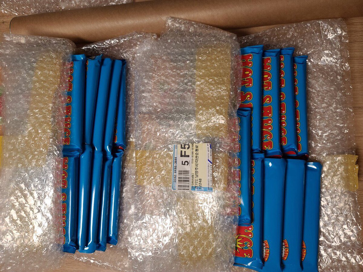 bubblemableclub's tweet photo. อัพเดตบั้มjewel case น้องดรีมนะคะ น้องส่งกลับไทยแล้วน้า มีค่าส่งกลับอัลบั้มละ 30 บาทค่า เดี๋ยวทักไปแจ้งยอดในแชทน้า✋🏻🪥 #bbubupdate https://t.co/WoTIkkRmrZ
