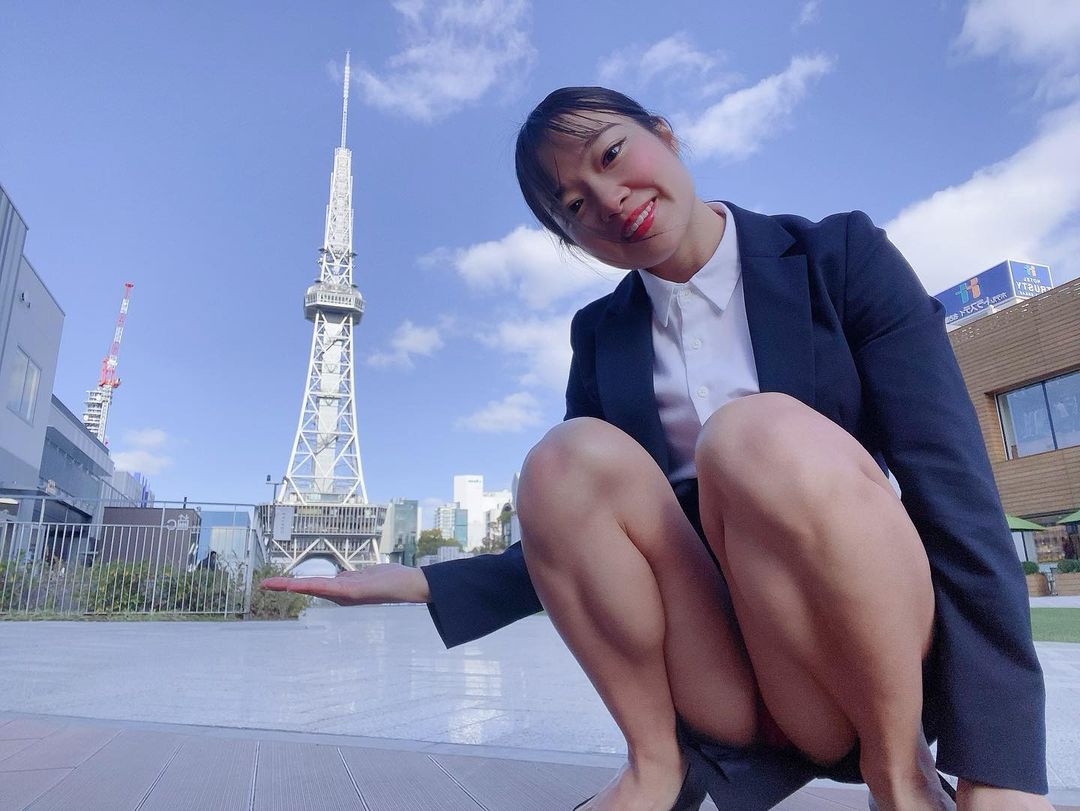 virtualgiantess's tweet photo. 藍沢さん、カメラアングル上手ですね！大好きです💯
@aisawarika https://t.co/WvAAno4ZGY https://t.co/OZg3Hndb75
