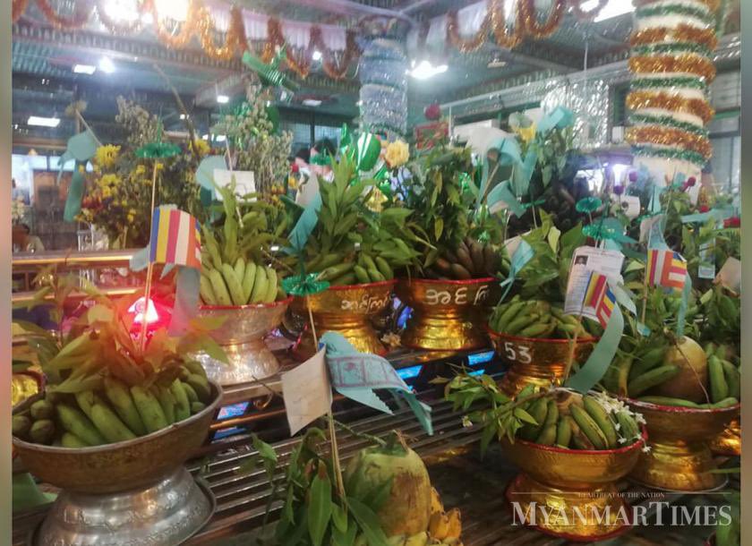 အားလုံးပဲတော်ကြပါတော့။ အချင်းချင်းစိတ်ဝမ်းကွဲတာတွေက မြင်မကောင်းပါဘူး။ဗမာဖြစ်လို့ ပိုပြီးမြင့်မြတ်တယ်လို့လည်း ကျနော်တို့ဘယ်တုန်းကမှ မခံယူခဲ့ကြပါဘူး။နေဝင်းရဲ့ ဗမာစနစ်နဲ့ ပြည်မစစ်ပွဲတွေမရှိခဲ့တာကြောင့်သာ ကျနော်တို့သာခဲ့ရုံပဲရှိပါတယ်။ဒါတွေကို ပြင်ဖို့ ကျနော်တို့အားလုံးကြိုးစားနေတာပါ။
