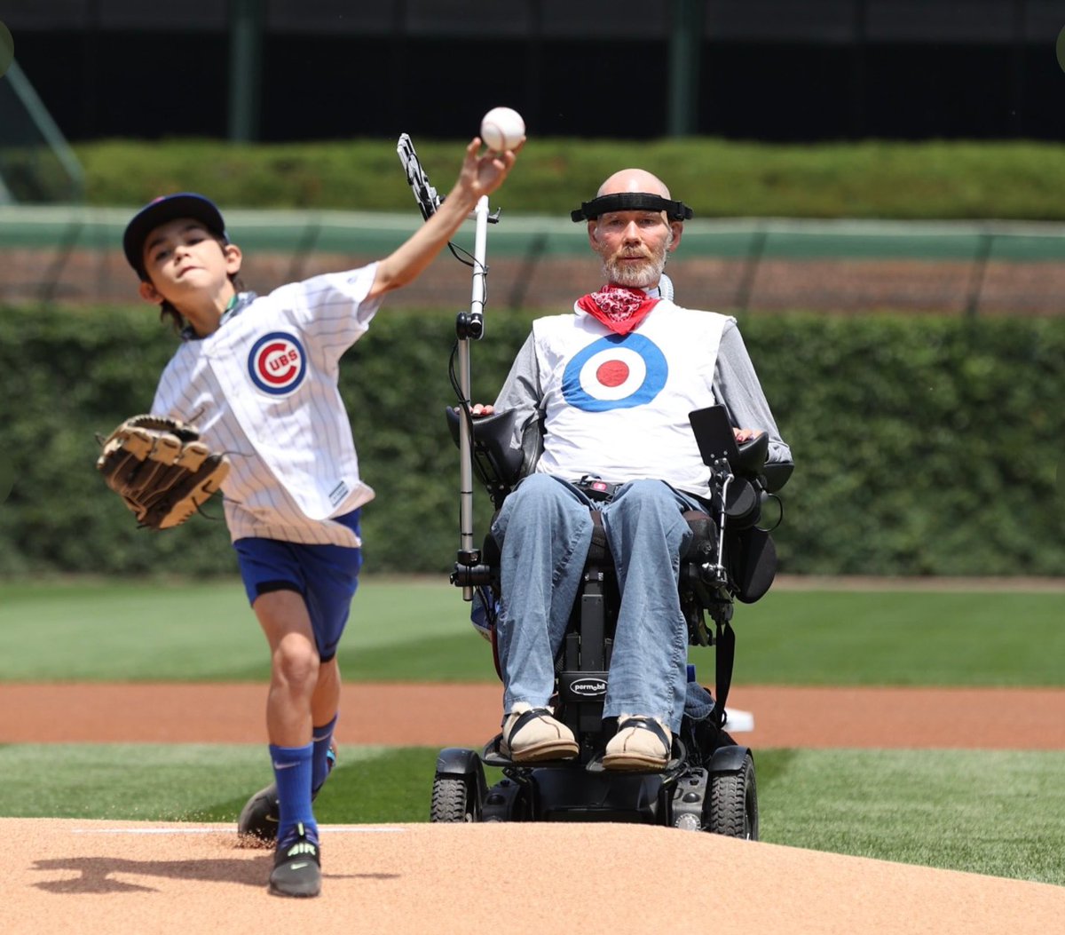 The Gleason crew is shutting it down for the night. We share one challenge moment & two Gratitude moments from each day before bed, and we all agreed that today was the greatest day of our collective lives. Thanks to @MLB & the @Cubs - see you in 2022 for #LouGehrigDay