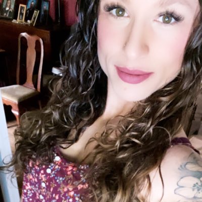 udreana's tweet photo. #NewProfilePic https://t.co/EPyMdwb5rG