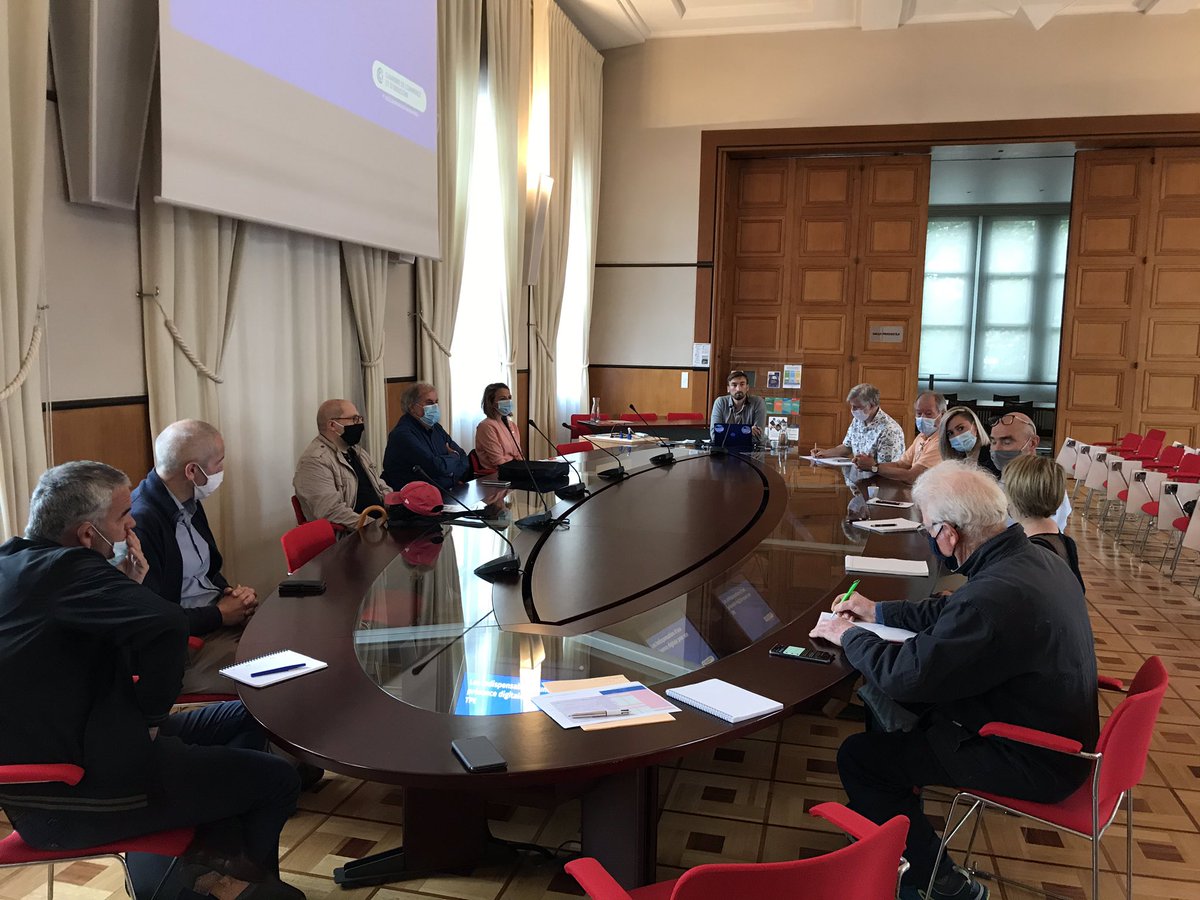 Lancement du petit déjeuner <a href="/ILO_StNazaire/">Initiative Loire Océan</a> sur « les indispensables de la présence digitale d’une entreprise » avec <a href="/AntoineDevaux1/">Antoine Devaux</a> <a href="/CCINantes/">CCI Nantes St Nazaire</a>