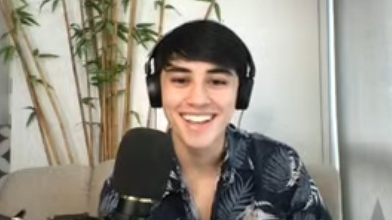 flyer_chavz's tweet photo. Thank you,@3SPNtv for having Edward Barber on 'Get Starstruck' today! God bless your show! ❤

@maymayentrata07 @Barber_Edward_ 
GET STARSTRUCK WITH EDWARD | #MayWard https://t.co/WIJzBjPUrN