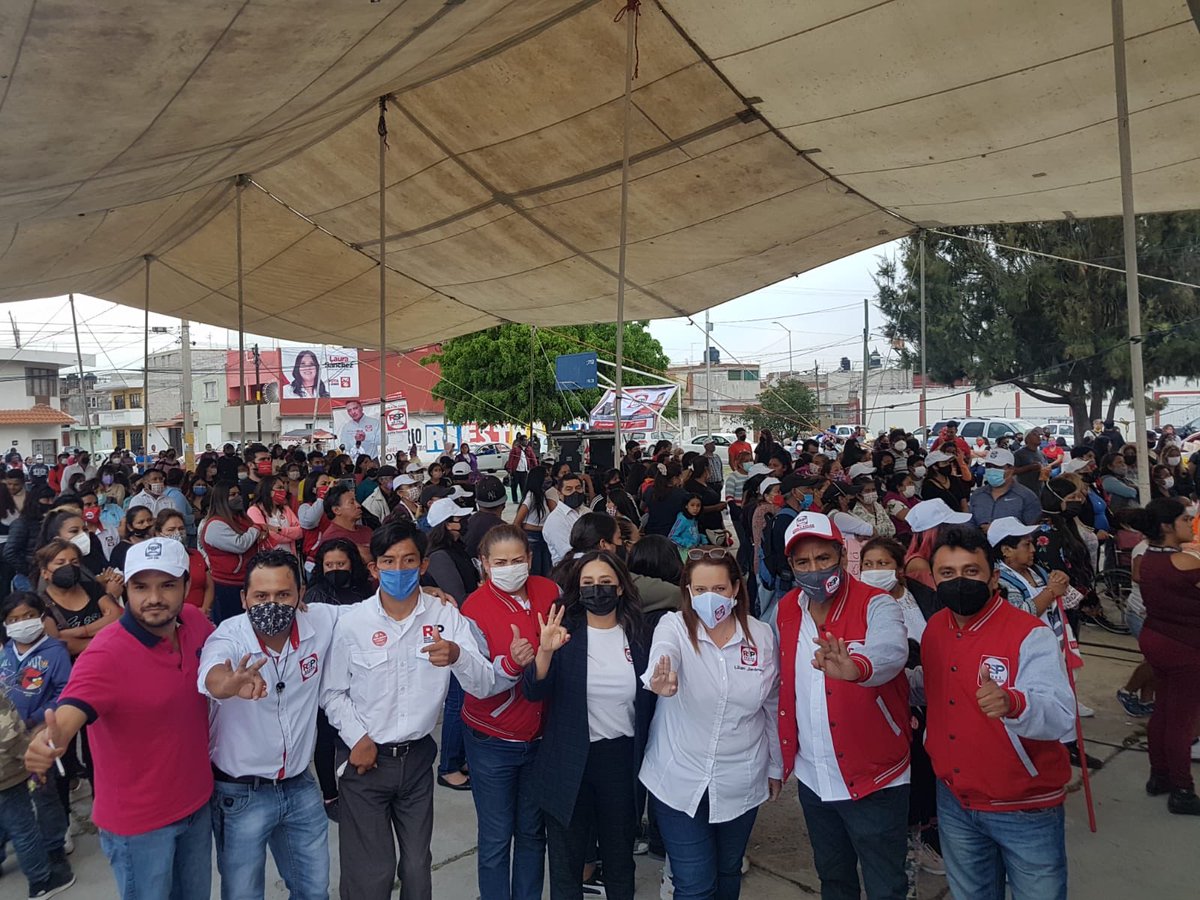 CiriloSalasH's tweet photo. La fuerza del progreso está en tus manos, caminando vamos, este 6 de junio vota #RSP, hacemos comunidad por@el bien comun, al servicio de los ciudadanos, más fuerte que nunca,
#ProfeCirilo https://t.co/WX0ESxAWEi
