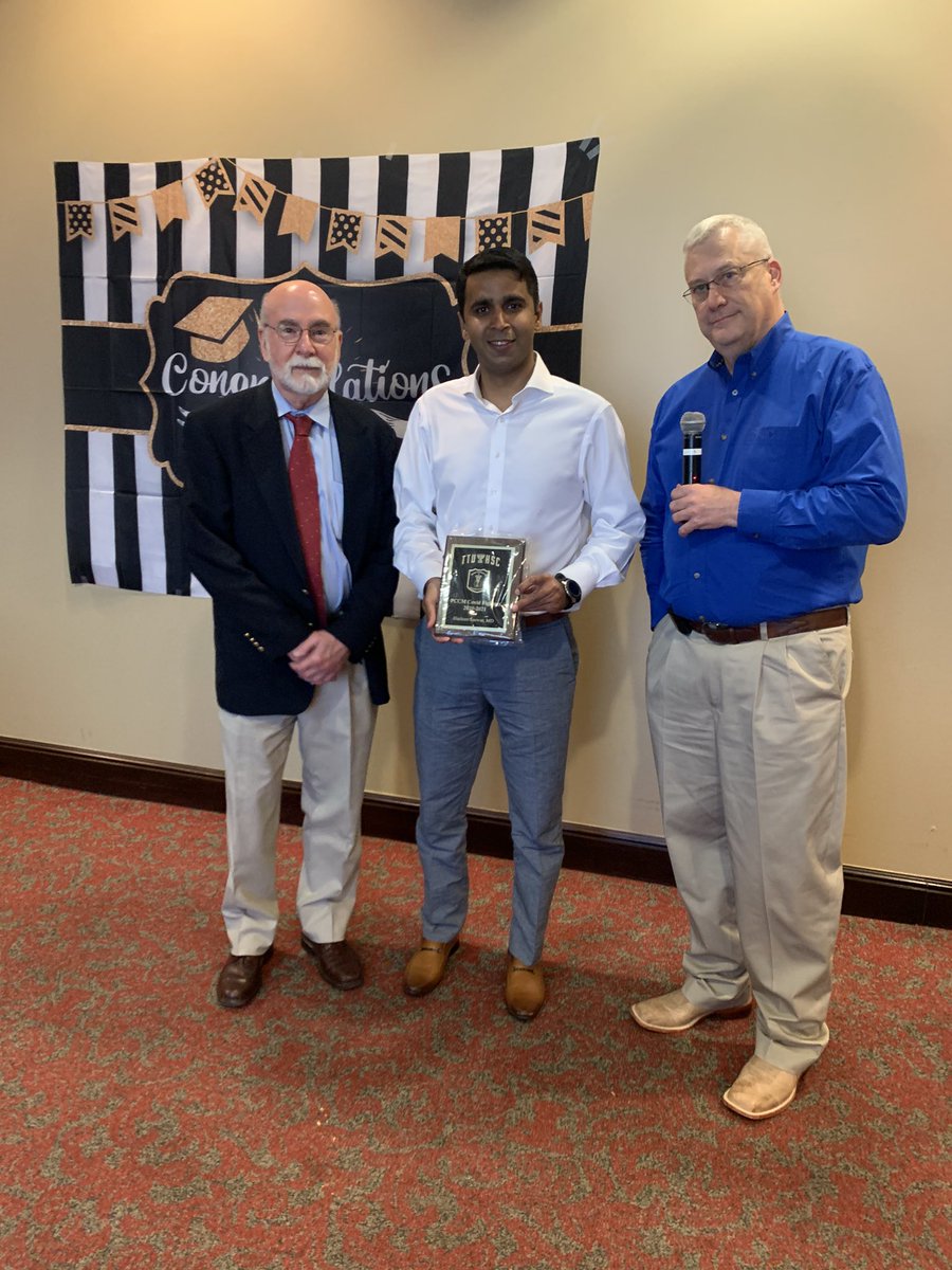 Covid pandemic fighter plaques for fellows &amp; faculty. This team worked their butts off, truly frontline. Design courtesy <a href="/williamkellymd/">william kelly</a> <a href="/redraiderpulmcc/">Victor Test MD FCCP</a> <a href="/XimenaSolisMD/">Ximena Solis, MD 🫁</a> @BatsonDO <a href="/hashamsarwar/">Hasham Sarwar MD 🫁</a> <a href="/solis_rvxsw2/">Veronica Solis</a> <a href="/TTUHSC/">Texas Tech University Health Sciences Center</a>