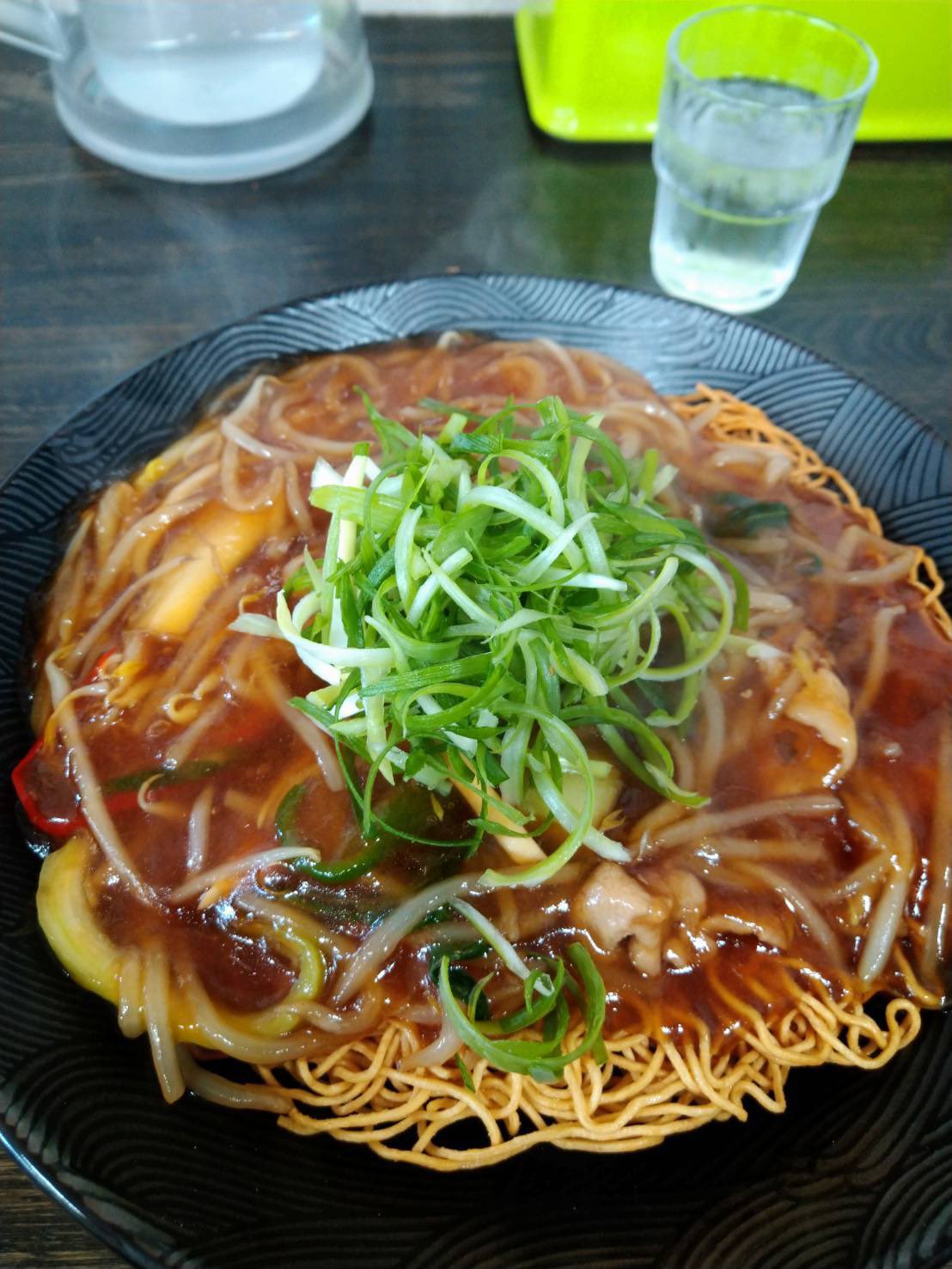 釧路ラーメン 火の車 再度確認です 今twitterの方限定の あんかけラーメン は限定ラーメン を買われて スタッフが来た時に あんかけラーメン と言わないと 九条ネギラーメン がお手元に届きますので必ず 必ず あんかけラーメン と