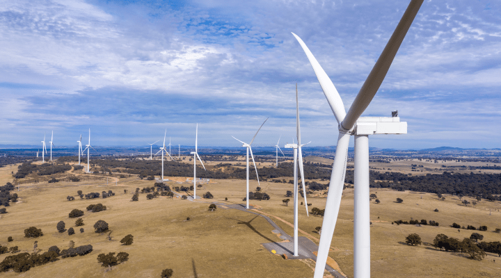 Shout out to <a href="/woolworths/">Woolworths</a> group &amp; <a href="/BRC_AU/">Business Renewables Centre Australia</a> Member signing 10yr ppa with @CWP_Renewables covering 1/3 of their NSW energy needs! One of many Corporates entering into ppa's this deal abates approx 158,000 tonnes of carbon emissions each year! #woolworths #ppas bit.ly/3z8J1l0