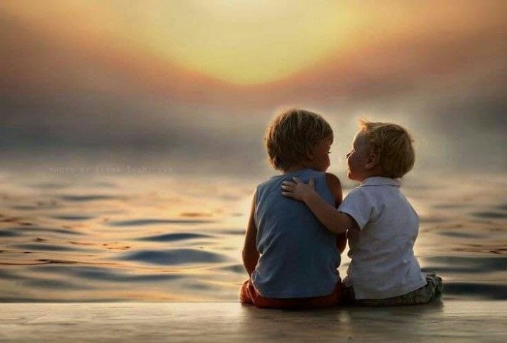 Layan2015_'s tweet photo. #خواطر_الأنس 
@Layan2015_ 
@anas76alahmad 
@anas76alshami 
@alnnsor1 
@alnnsor
@lana20058 
@lamaro2010 
@1emas2006
حين تجد صديقا يحتويك في حالات بؤسك ويأسك، كن ممنونا له ولو بينكما أو بينك وبين نفسك
فهو الذي يستحق صدقا أن تراعي مشاعره وتقدرها حق قدرها . . .
الصديق عند الضيق . . . https://t.co/FmbNG9vF50