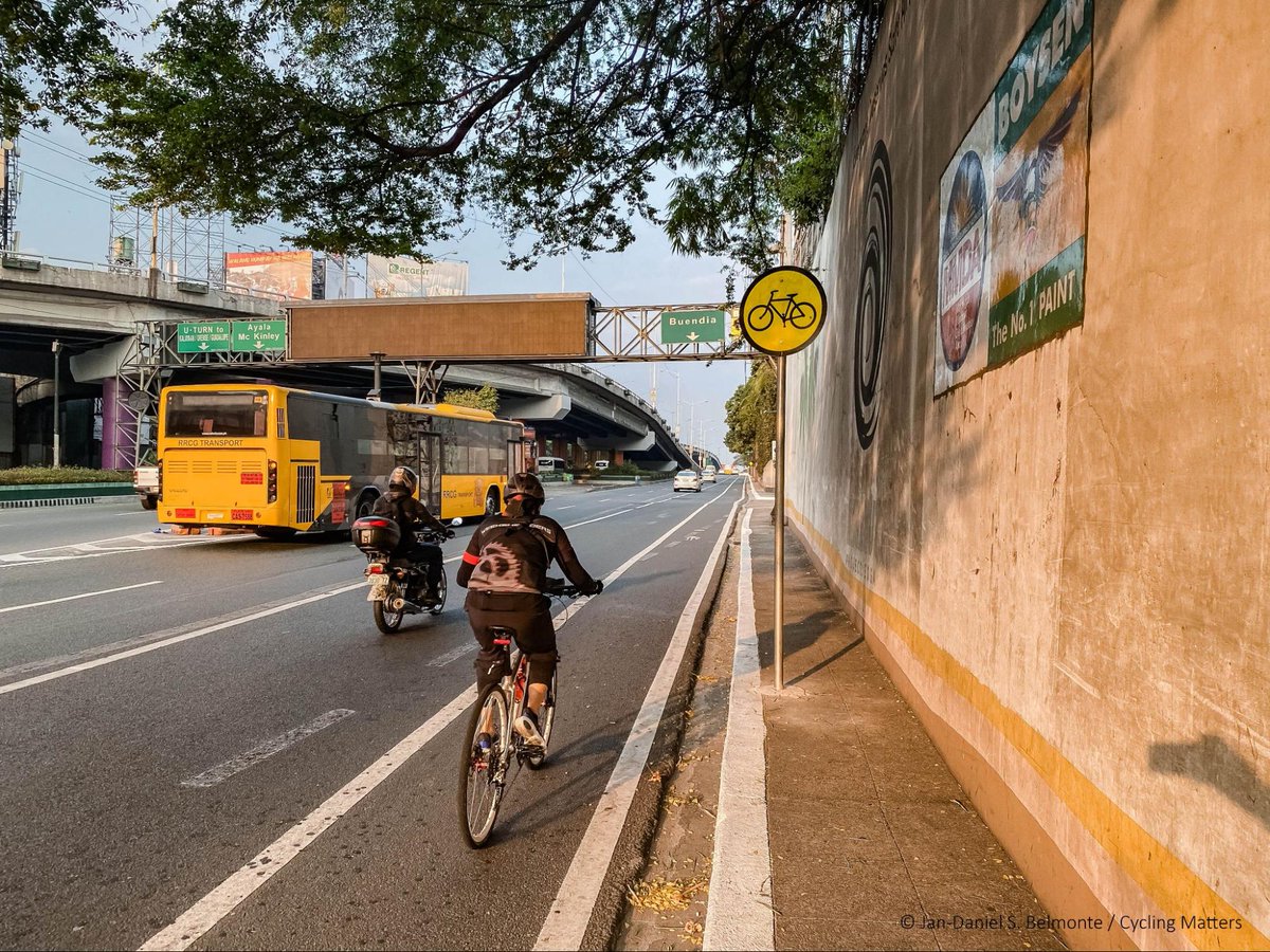 WWF_Philippines's tweet photo. The inefficiency of our transport systems is a punishing reality for us Filipinos. Urban planning must include bike lanes and other modes of transport to make our roads safer, inclusive, and #ClimateSecure! π΅π#WorldBicycleDay https://t.co/9m2FW6lyvP