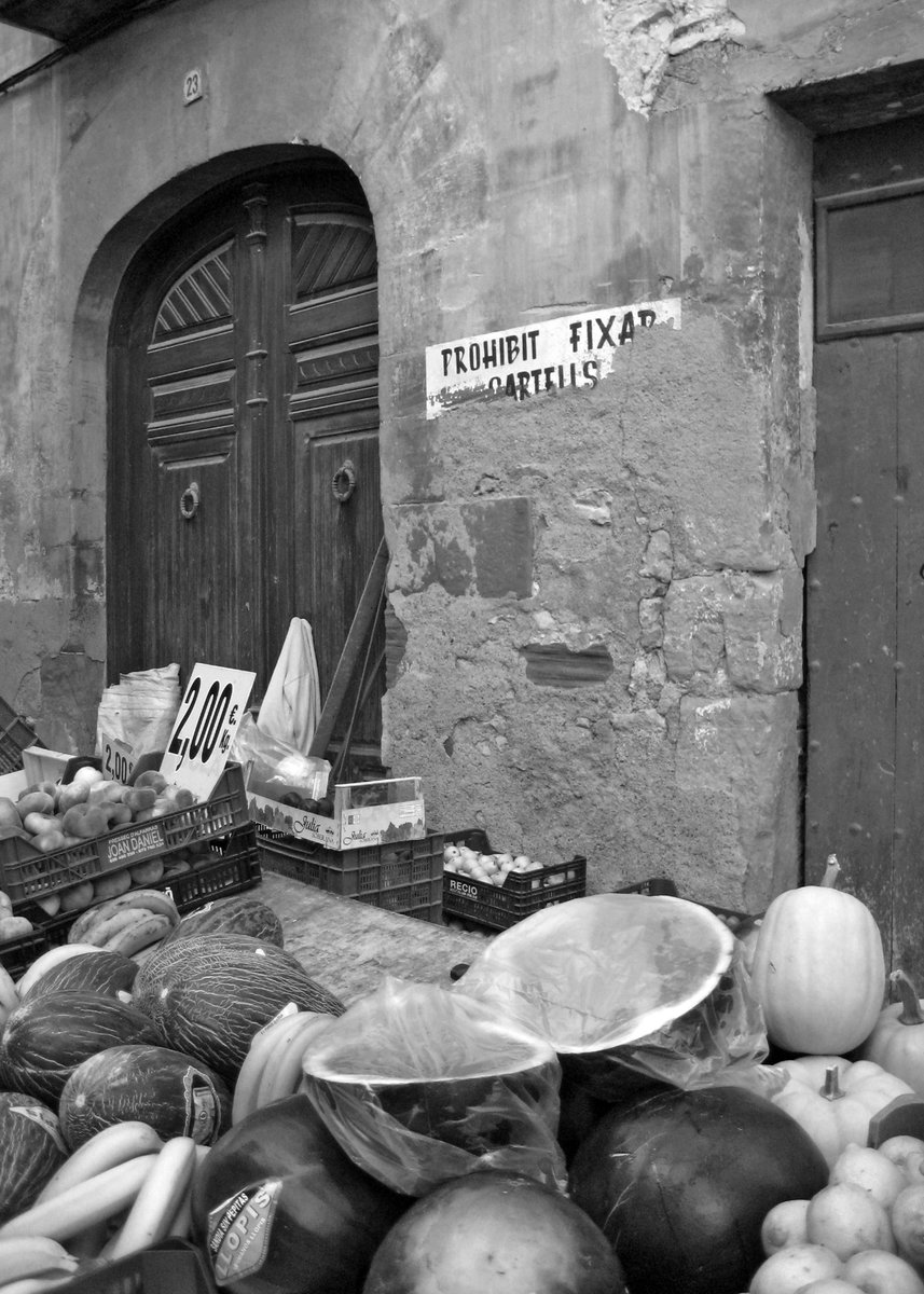 RosaVaz42173347's tweet photo. Valls, Catalunya. Ph. Andrea Parga, 2011
@andreaparga7
#street #markets #freshmarkets #streetmarkets #valls #catalunya #spain #monochromephoto #bn #blackandwhite #blackandwhitephotography #photography #photos #calle #mercados #airelibre #fotografía #fotos #ciudad https://t.co/uGknDNfKBS