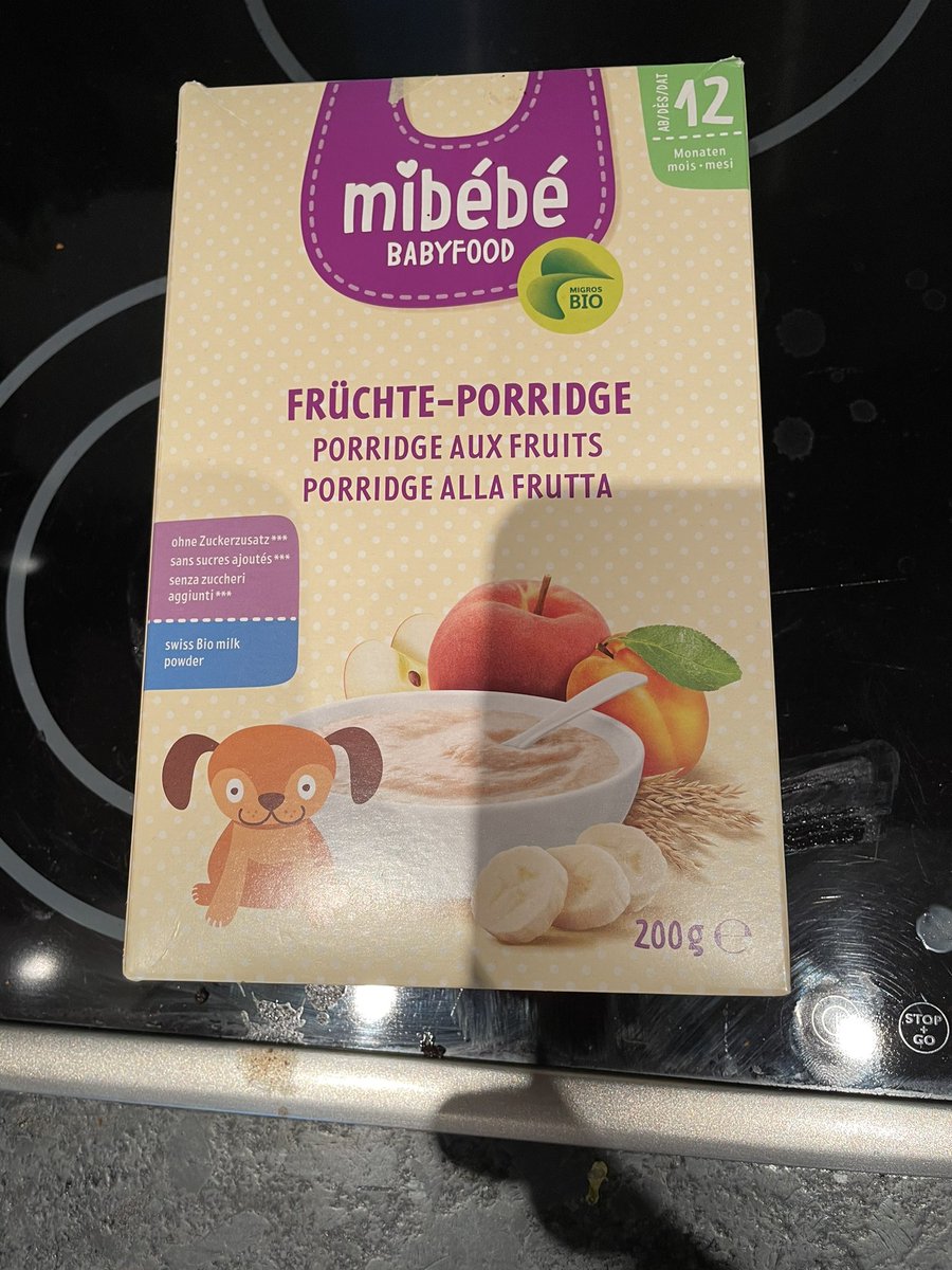 hamacas9's tweet photo. @migros Hallo Migros, ging hier gehörig was schief bei den Mengenangaben oder sollten Babys neuerdings Zement essen?
Der Brei ist, wenn zubereitet nach Anleitung ungeniessbar. Mind das doppelte an Flüssigkeit nötig, sonst ist er wie Beton 😳 https://t.co/zCIeX3CjUT