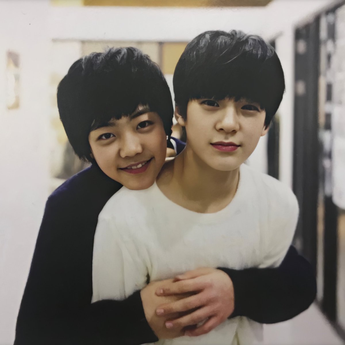 l_xnpo13's tweet photo. เลือกทิ้งโทรศัพท์ราคาแพง เพียงเพราะ “พลล. แจมินมีแค่รูปเดียวบนโลก”
#8YearsWithJJ
#nominday
#JJDAY https://t.co/CnSPM6f5bh