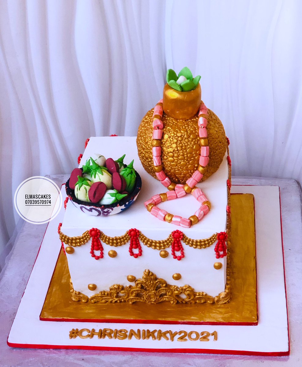 elmascakes's tweet photo. Just because we love weddings ❤️❤️ #chrisnikky2021
Bride @Nikita_blinks
Cake @elmascakes
#elmascakes #tradcake #weddingcake #tmcake #traditionalweddingcake #traditionalweddingcakes #traditionalweddingng https://t.co/HHB2IsEoXL