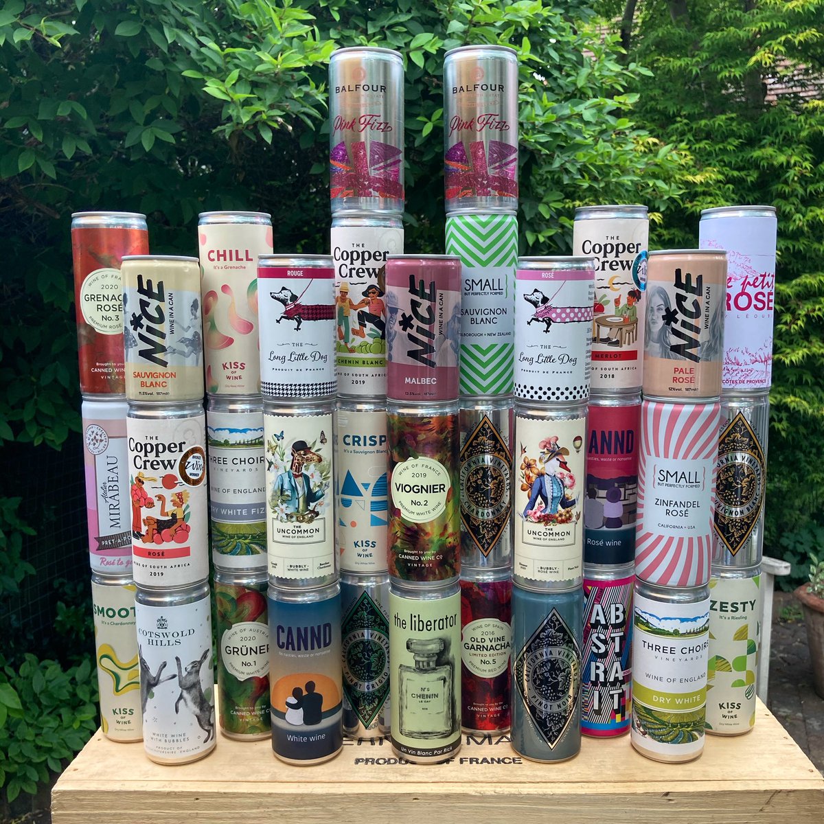 Yes, wine really does come in cans now, and it’s not half bad! #cannedwine