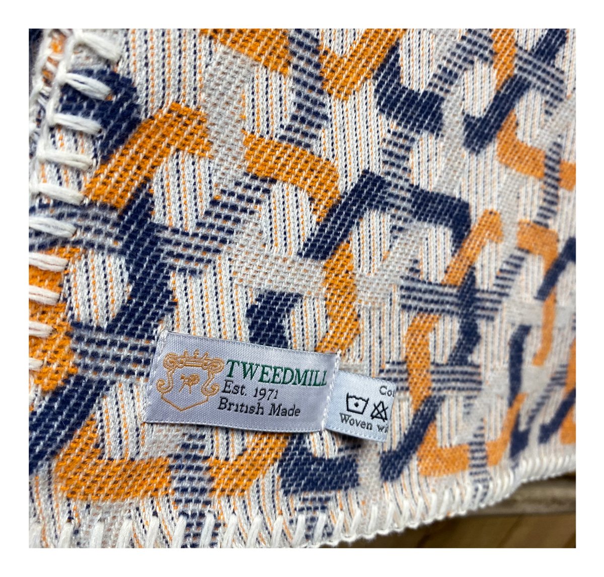 Tweedmill Textiles tweet media