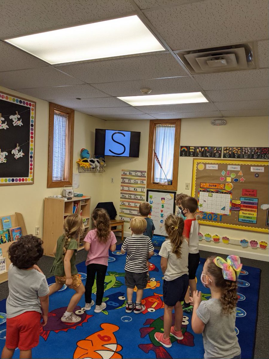 SOPreschool's tweet photo. They started at A ended at Z.... and now they get to PARTY!
The Preschool Class learned all the letters of the alphabet this year so they celebrated with an Alphabet Party! https://t.co/0oKYEACic8