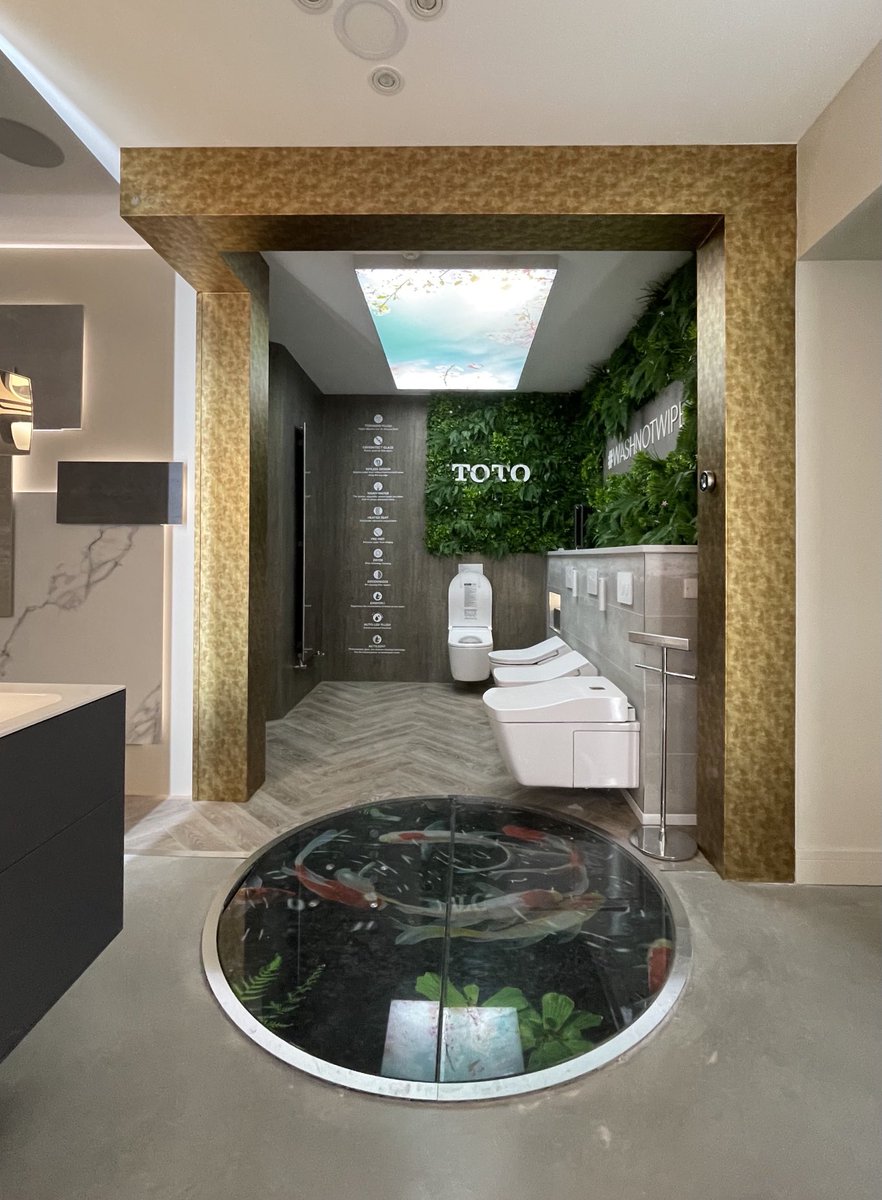 ImageDesignsol1's tweet image. #TOTO Image Design Solutions have just finished a fantastic display for showing off TOTO, we designed on site whilst doing other renovations and then we 💥 the install! #BathroomBespoke for #NapierBathrooms Edinburgh. Thanks to Johnny and his Team at Napier 👍