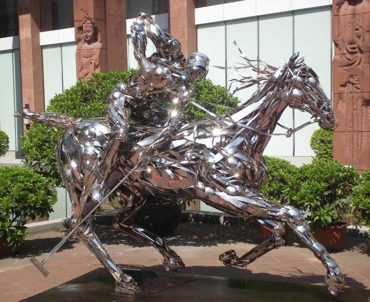 OvieAli's tweet photo. Nigeria-born Abiola Akintola who makes art with spoons and stainless steel, has created a sports car using stainless. Abiola's cutlery-work of art was bought and displayed in Chicago USA and Shanghai China. https://t.co/2mdEDN1wB1
