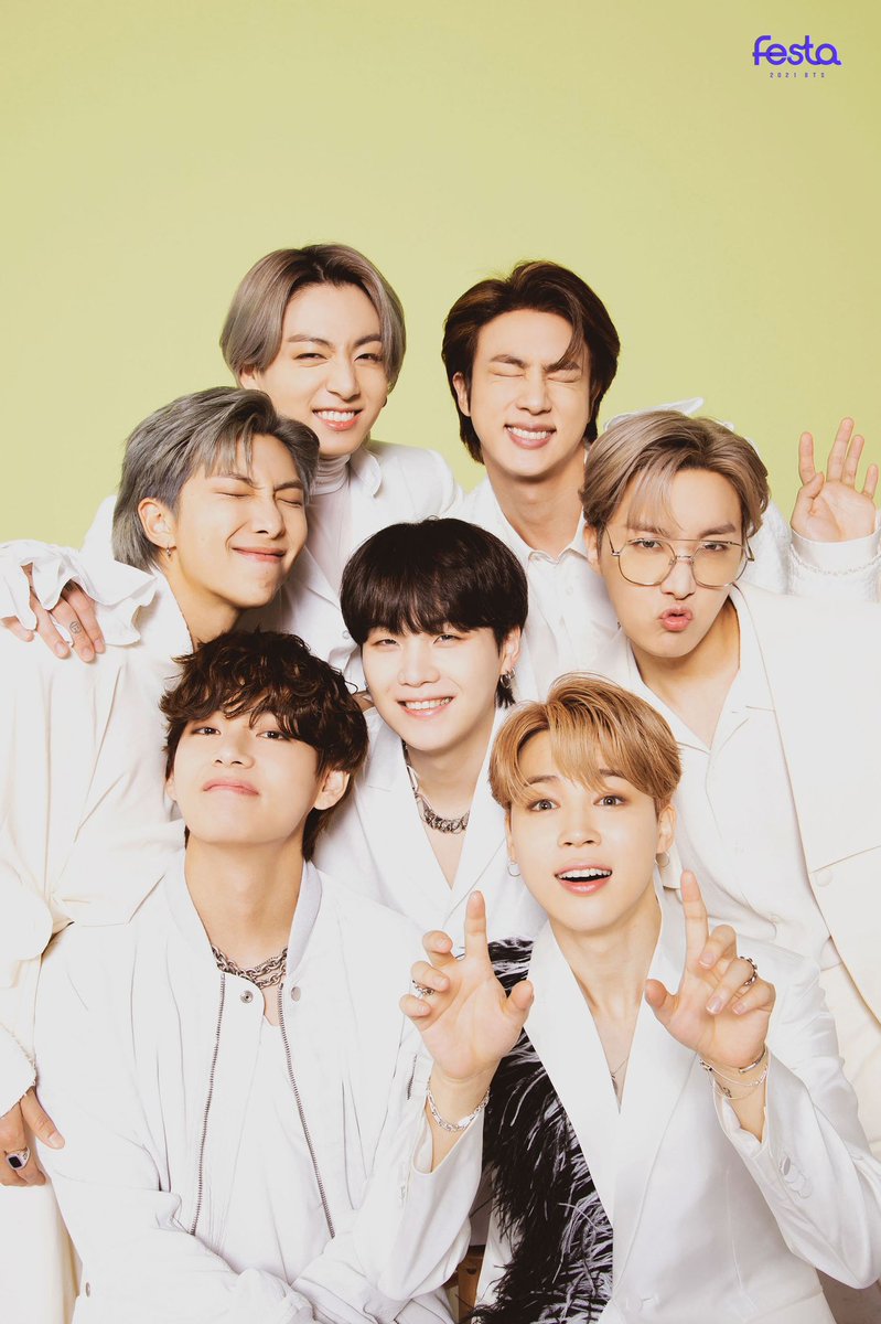 YMMIHC_o7's tweet image. Seven is One 💜✨