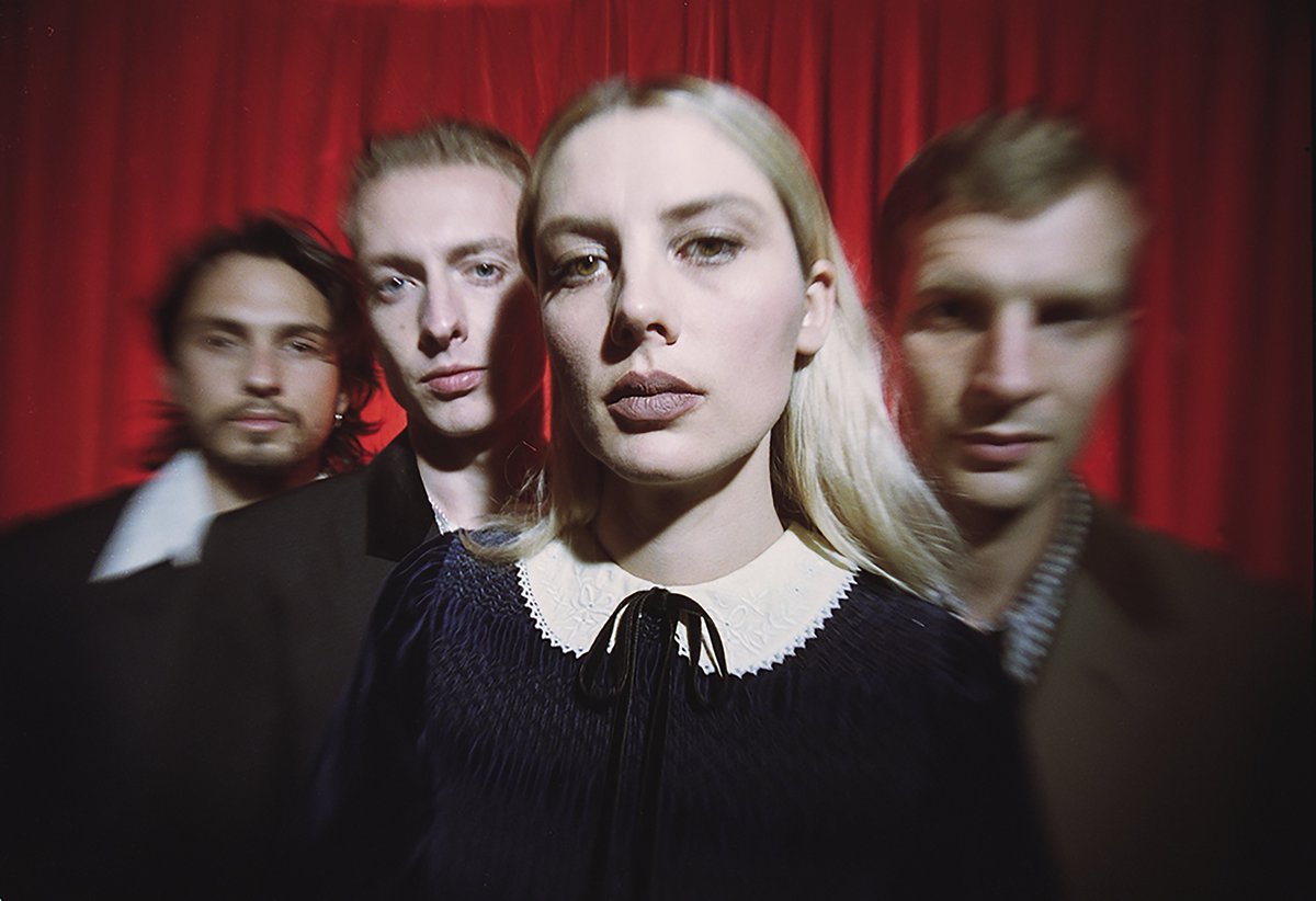 I had a chance recently to chat with <a href="/wolfalicemusic/">Wolf Alice</a>'s Ellie Rowsell about band's third album Blue Weekend. No staggers here. #wolfalice 
newcastleherald.com.au/story/7280844/…