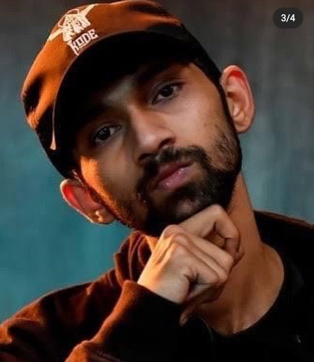 madaramusicin's tweet photo. @DelhiPolice  Please help us in finding MC KODE, His real name is Aditya Tiwari. He missing from last night(02/06/21) after posting potential suicide note. #findkode #SAVEMCKODE https://t.co/Cas4bjdgpc