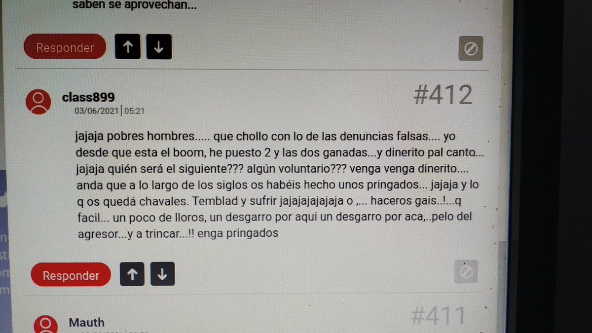 UkDgb's tweet photo. ¿Alguien sabe si se podría perseguir a alguien como esta 'persona' que dedica su vida a joder a otros? 
@guardiacivil @Coordinadora8m @justiciagob https://t.co/EIbF2RwZYQ