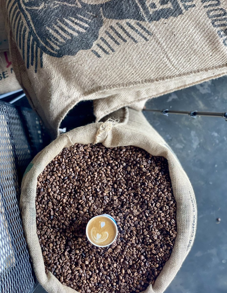 مشهـف ألذ قهوة 👌🏻❤️.