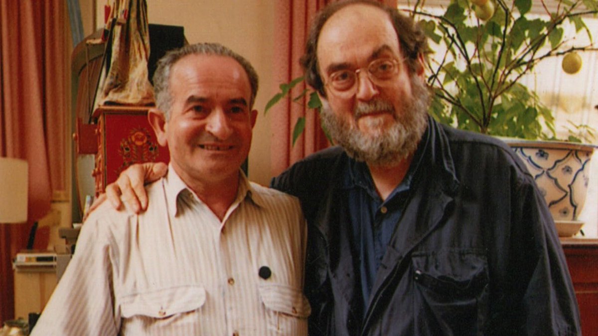 KannaEndo's tweet photo. #SisforStanley (2015)
Documental molt emotiu narrat per Emilio D'Alessandro, el qual va ser primer xòfer, després assistent personal per a absolutament TOT i amic íntim d'un director tan obsessiu com Stanley Kubrick, des del rodatge d'A Clockwork Orange fins a la seva mort. https://t.co/rCEqHA1zfq