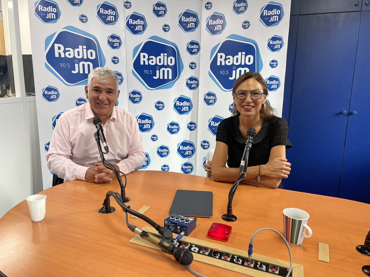 cmadrolle's tweet photo. Retrouvez moi demain à 12h30 dans le journal spécial régional sur @radiojmofficiel avec @ecrimed #notreregiondabord @RenaudMuselier #copdavance #ecologie #voterepublicain #nopassaran https://t.co/ErL9p8mnPZ