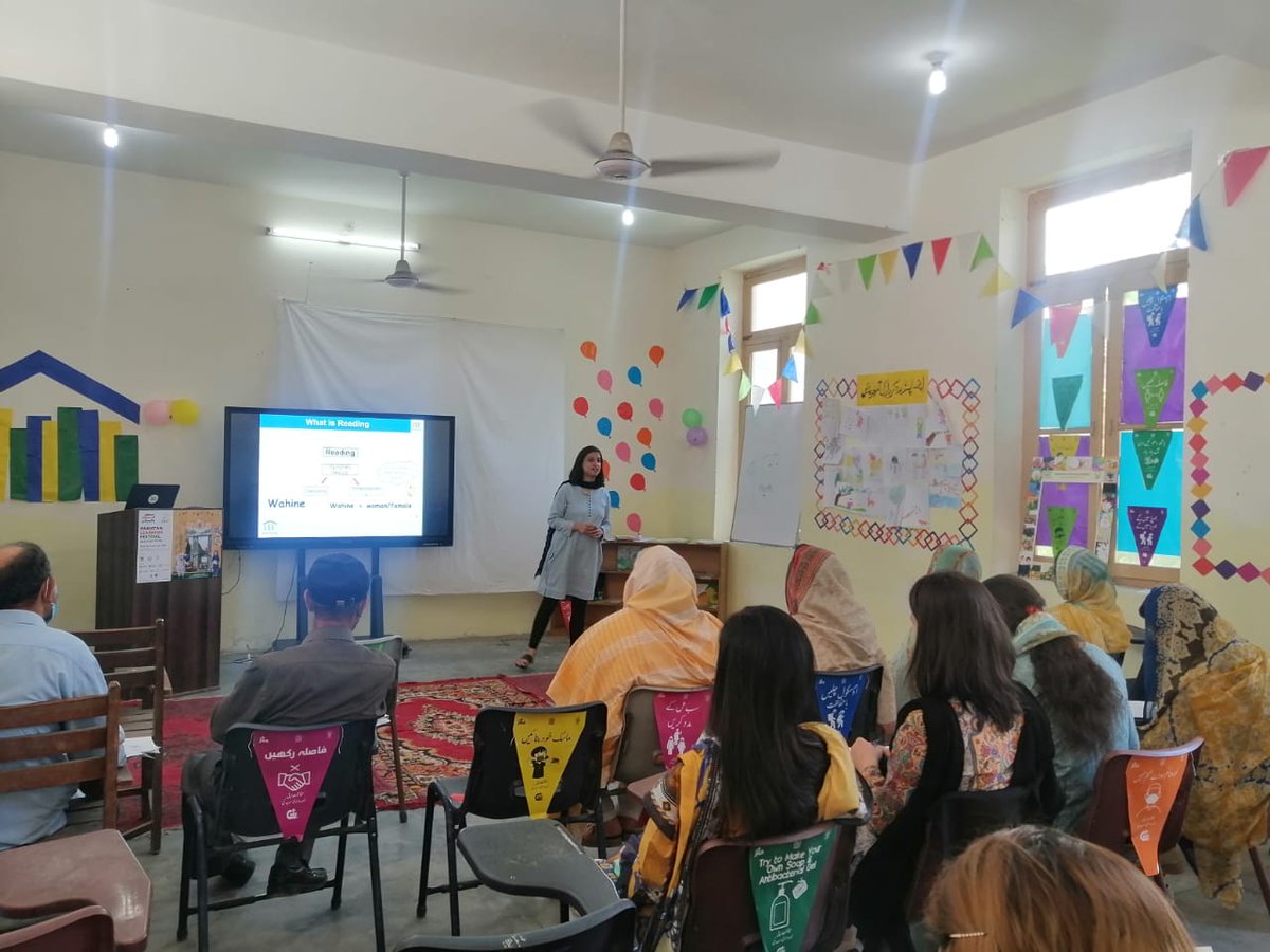 plf_pk's tweet image. #TeachersLearningFestival
@RoomtoRead teacher training on Promoting Active Learning through classroom based Library Management
#PakistanLiteracyProject @SchoolEduPunjab

#PLFGilgit

Dates: 1-3 June, 2021
Timing: 9am-4:30pm
Venue: Fatima Jinnah Govt Degree College for Women