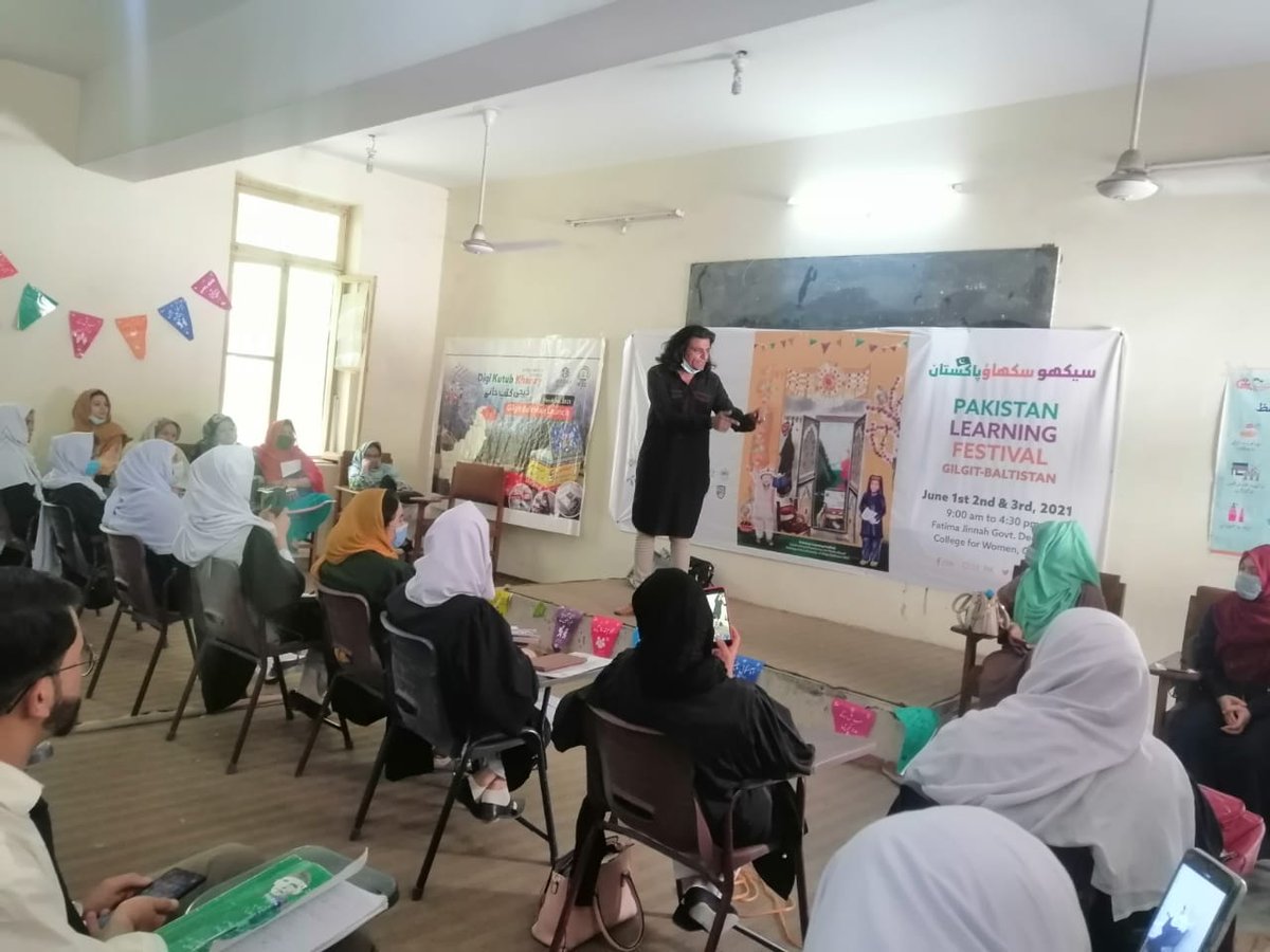 plf_pk's tweet image. #TeachersLearningFestival

Education through theatre - @BadarAtif

#PLFGilgit

Dates: 1-3 June, 2021
Timing: 9am-4:30pm
Venue: Fatima Jinnah Govt Degree College for Women, Gilgit

For details: childrensliteraturefestival.com/plfgilgit/

#PakistanLearningFestival #CLF #CLFPakistan