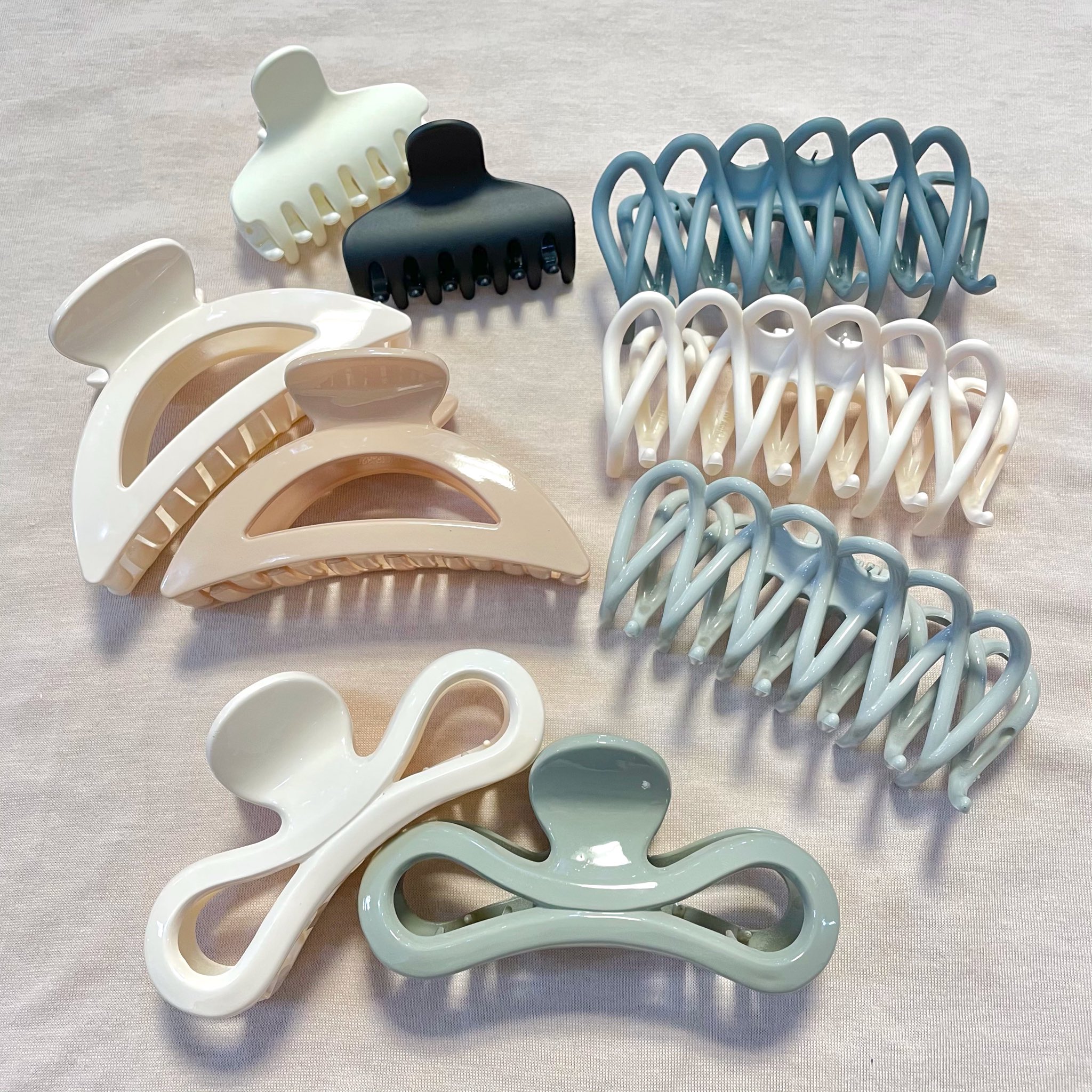 Twitter 上的 サンキューマート 公式 まとめ髪が増えるこれからの季節に 新しいヘアクリップが入荷しました シンプルなものから フラワーやテディベアモチーフ ミニヘアクリップまで 種類豊富 韓国っぽいマットな質感のものも 全品390円 税込429円