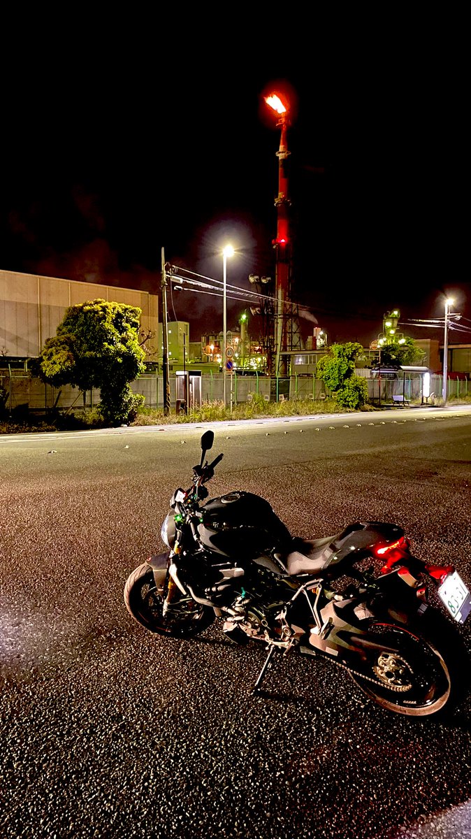 monsterdive's tweet photo. #FlareStack #monster1200s #ridehi https://t.co/sQsQ120jRi