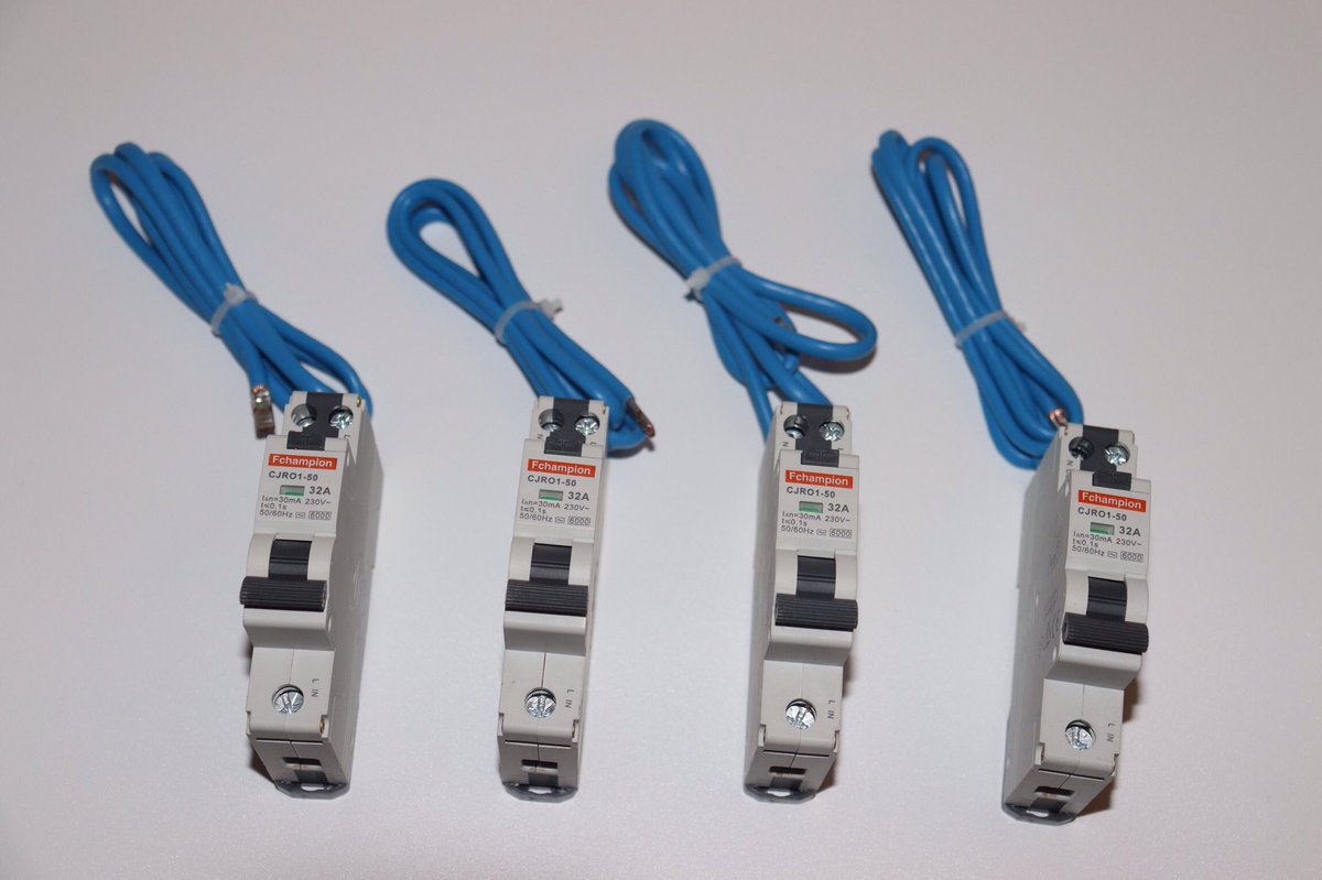 jack5872013's tweet photo. 1P+N RCBO 6A 10A 16A 20A 25A 32A 40A 50A
Connect way: One in Two out! Double breakpoint!
Ac type , B curve and C curve!
CE CB TUV SAA Standard Certificate!
#rcbo #fusebox #distributor #wholesale #ukstandard #ukelectrical #ukimport #europestandard #europelectric #europeimport #uk https://t.co/TqnpiQ5T2s