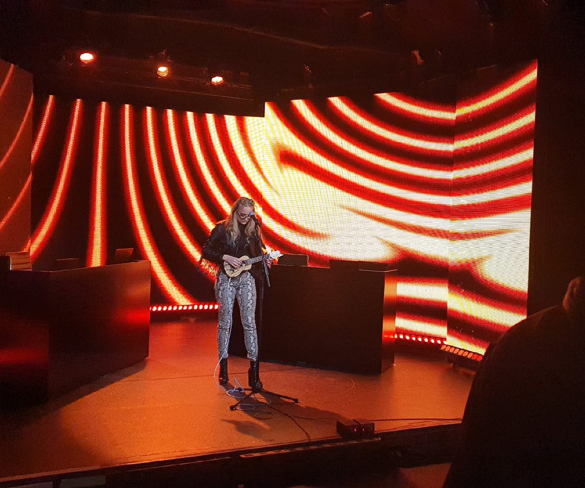 Splitbeam's tweet photo. We are thrilled to be live streaming Asus VivoTalent from our Splitbeam Virtual Theatre today catch it now on YouTube and Facebook #Asus #Vivotalent #Splitbeam #livestream https://t.co/Dy9mvA8ytG