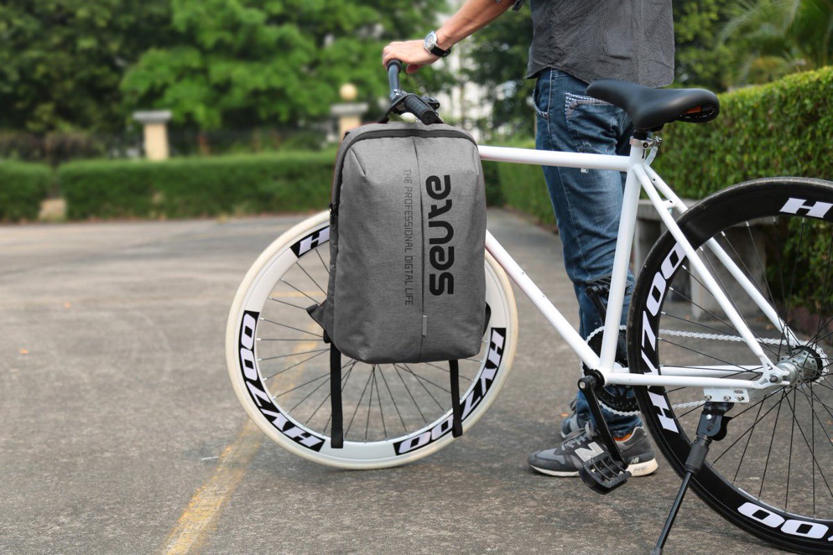 seuteindia's tweet photo. Seute wishes you all an adventurous World Bicycle Day!

#worldbicycleday #bicycleday #teckpro #ThursdayThoughts 
#seute #lovetraveling #backpacks #bagsofinstagram #travelgear #travelingbackpacksindia #reviews #community #backpacks #travelgram #seutebackpacks #seuteindia https://t.co/QwwhcXKRXG