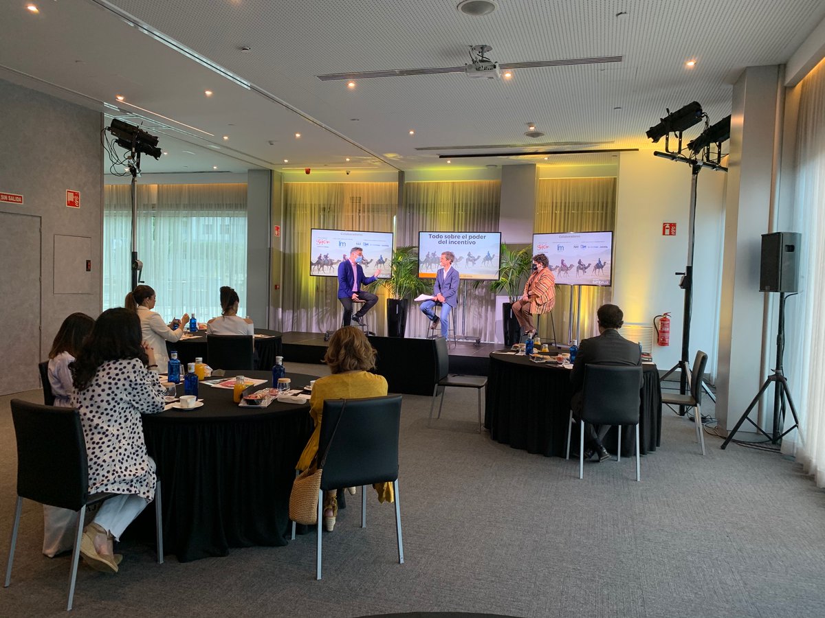 dimarcongresos's tweet photo. Hoy tenemos el placer de acompañar a @grupoeventoplus en El Hotel Nuevo Madrid de su evento: TODO SOBRE EL PODER DEL INCENTIVO #Evento #eventos #incentivos #Congreso #sonido #audiovisuales https://t.co/zEO9zfpvtc
