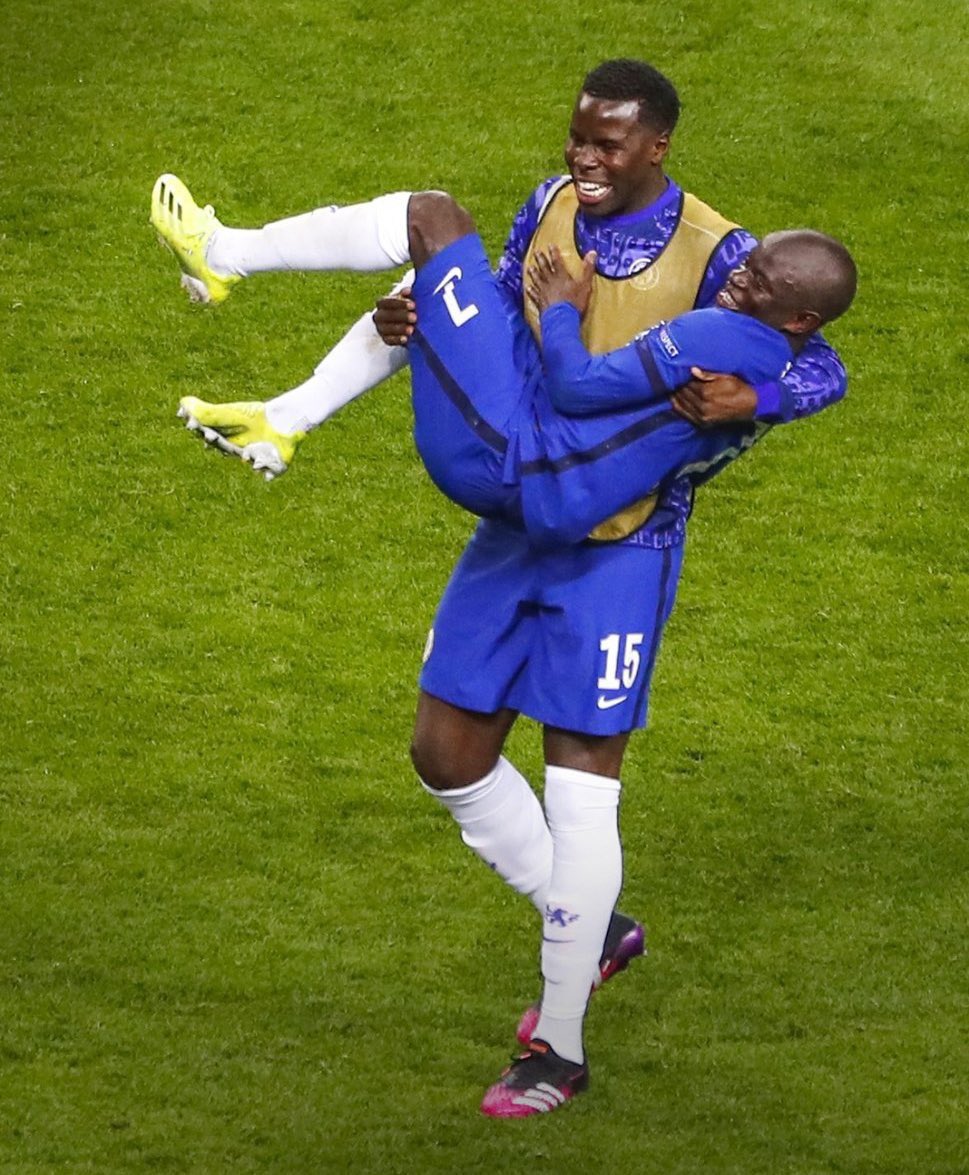 oyimzy's tweet photo. Chelsea admins are doing a good job walahi 😂💙 https://t.co/ZXYL6J6BZt