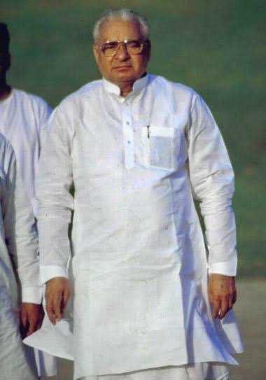 हरियाणा के पूर्व मुख्यमंत्री चौ. भजन लाल जी की पुण्यतिथि पर विनम्र श्रद्धांजलि।#kuldeepbishnoi
#renukabishnoi
#chandermohanbishnoi
#bhavyabishnoi
