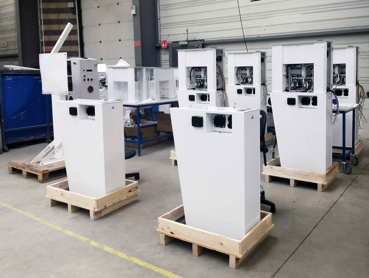 DbtGroupe's tweet photo. Work in progress, les premiers chargeurs  Tiny d'un nouveau projet de #déploiement ! 

#workinprogress #newproject #frenchfab #madeinhdf #recharge #mobilité #électrique https://t.co/u9lr7igclx
