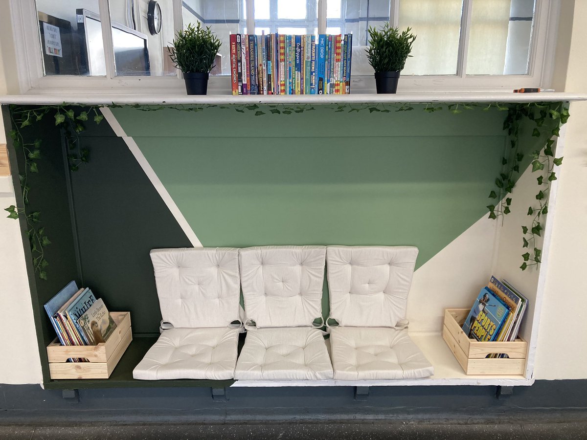 KnockhallY2's tweet photo. We have turned this unused and ugly space into a shared reading area for the children at KHP to use, it’s open to all year groups and we hope that it will provide a calm and peaceful space to enjoy a good book. @chlobopems @suky_tiwana @KnockhallPrima1 https://t.co/cHgO9ZGQQz